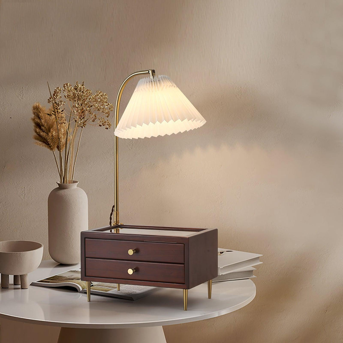 Fold lampada da tavolo in tessuto classico