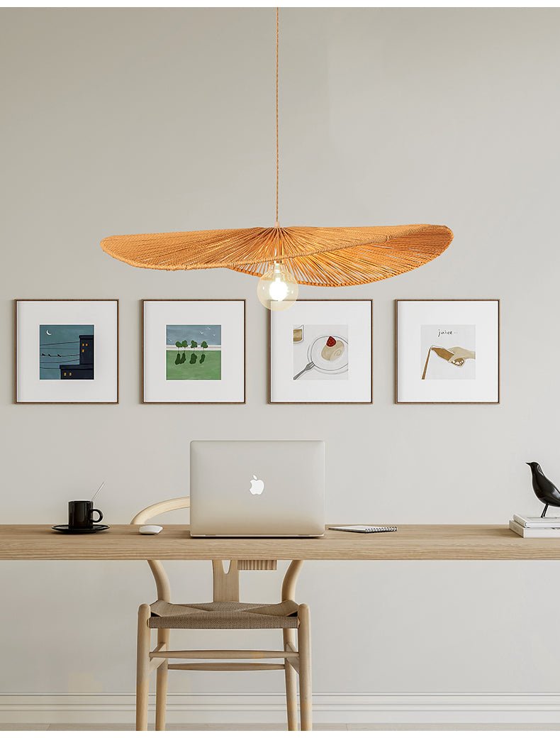 Solyn lampada a sospensione in rattan intrecciato a mano