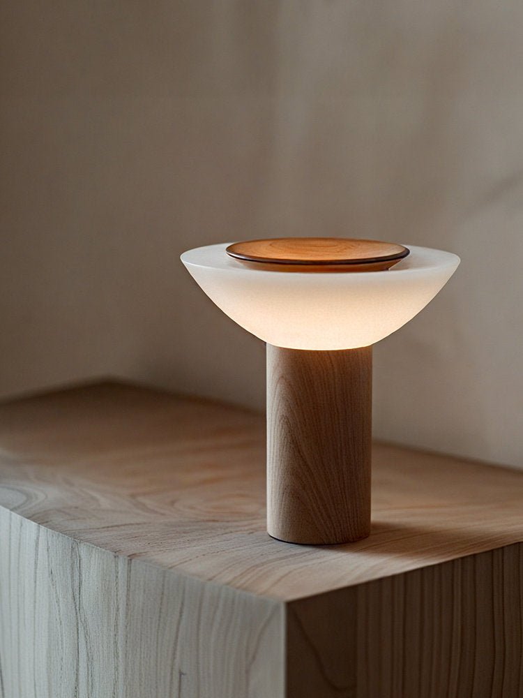 Rinenine lampada da tavolo in legno di noce