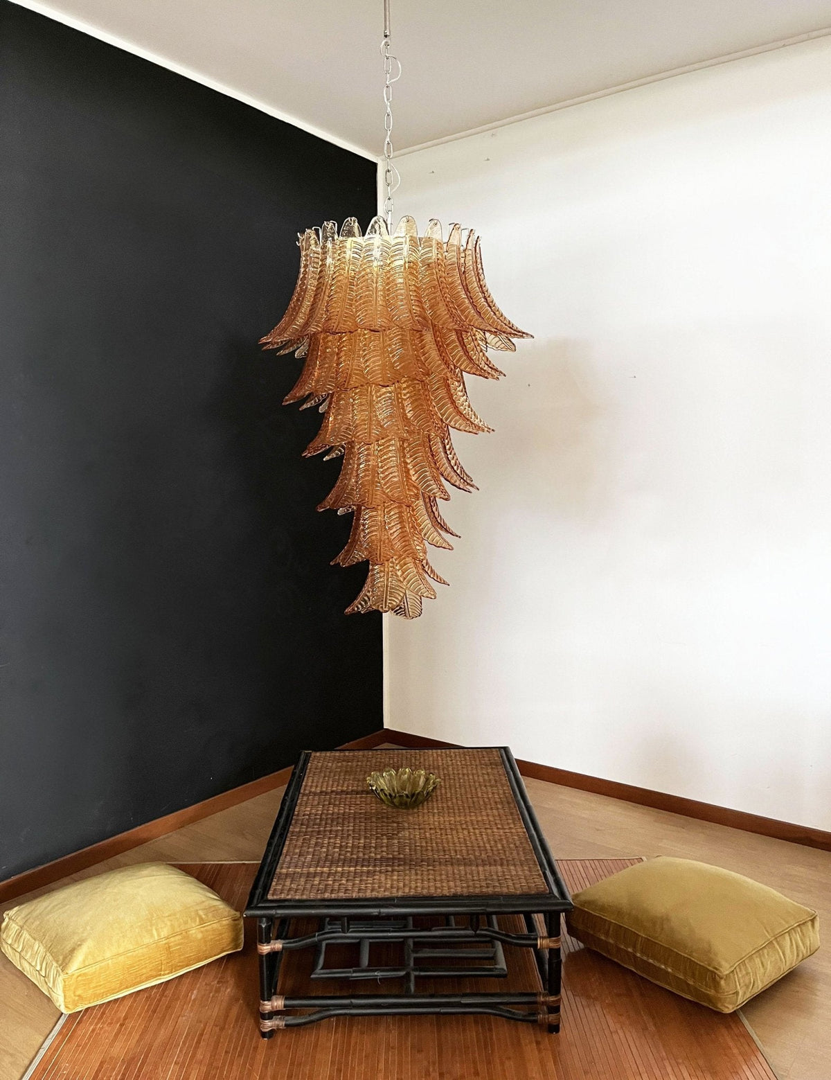 Celielle lampadario in vetro ambra a Strati con Foglie Artistiche