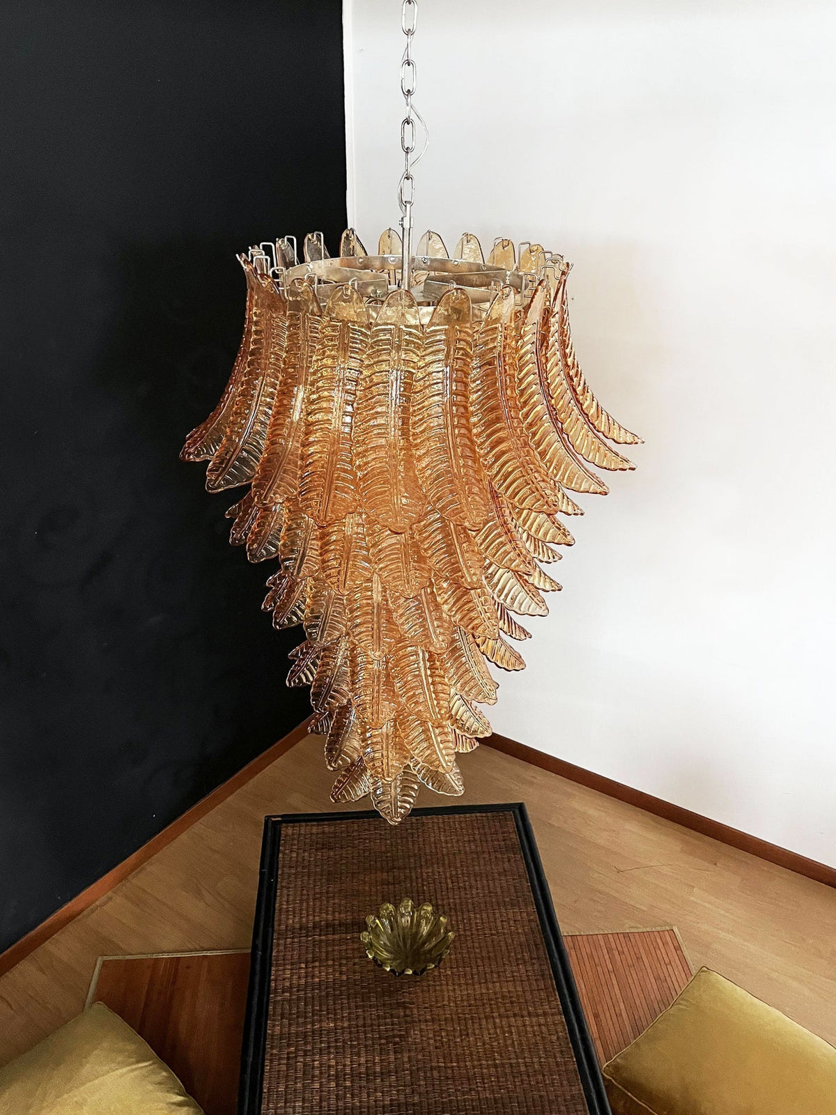 Celielle lampadario in vetro ambra a Strati con Foglie Artistiche