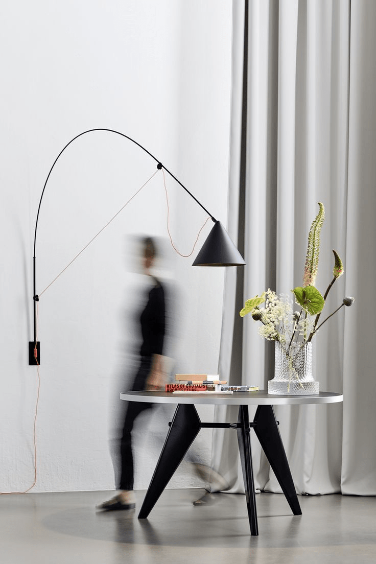 Noraette lampada da parete Arco Cono minimalista