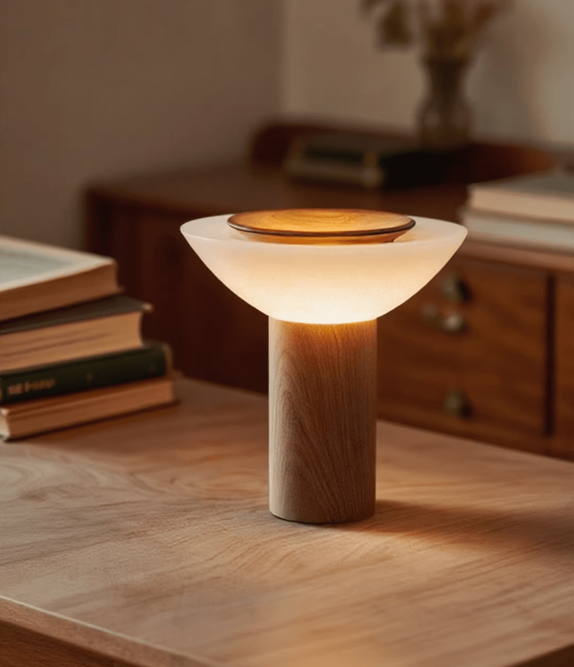 Rinenine lampada da tavolo in legno di noce