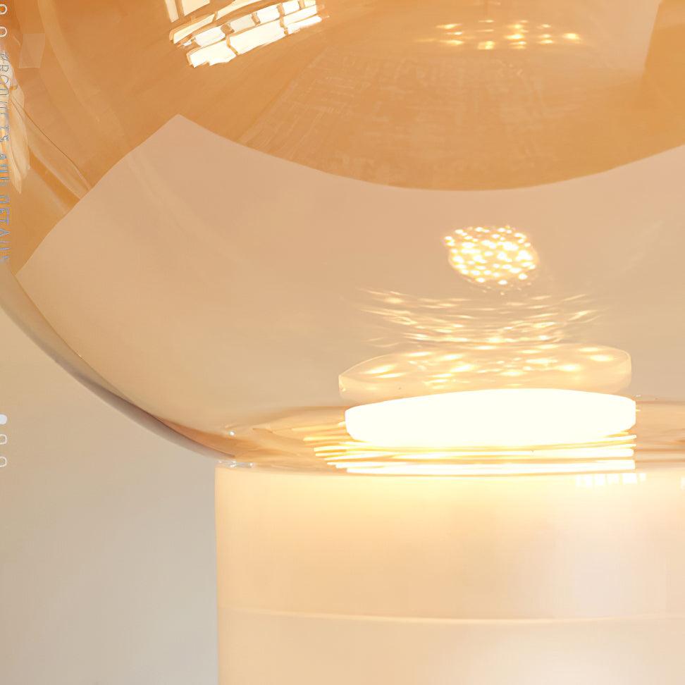 Cavm lampada da tavolo in vetro elegante