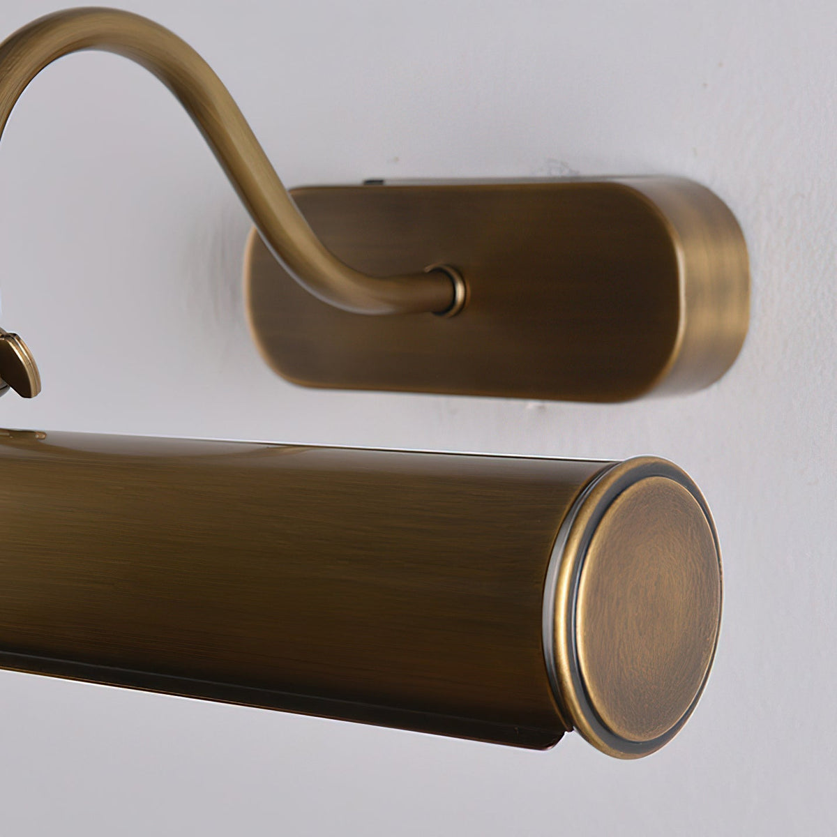 Ainsworth ottone lampada da parete