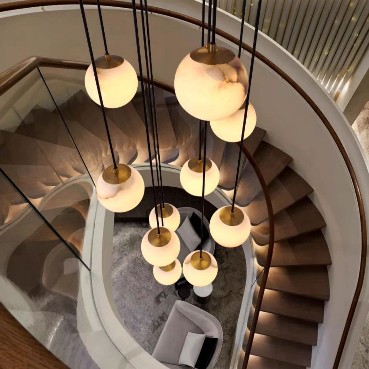Gloruvye lampadario moderno a grappolo Sferico in alabastro