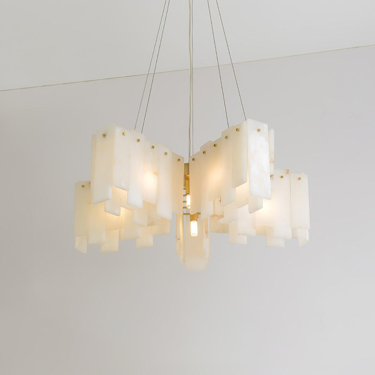 Vevelila lampadario in alabastro