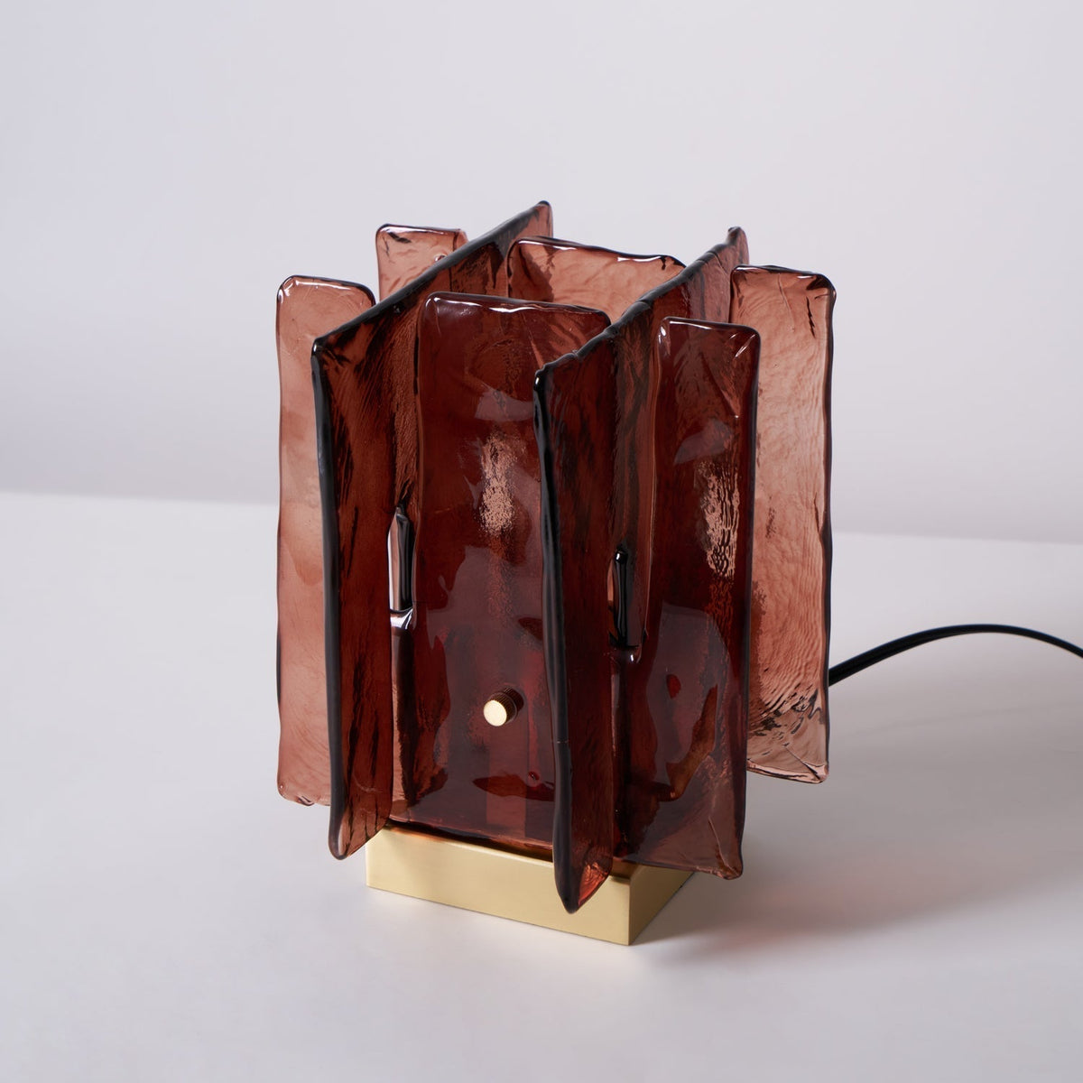 Avlaear lampada da tavolo in vetro artigianale