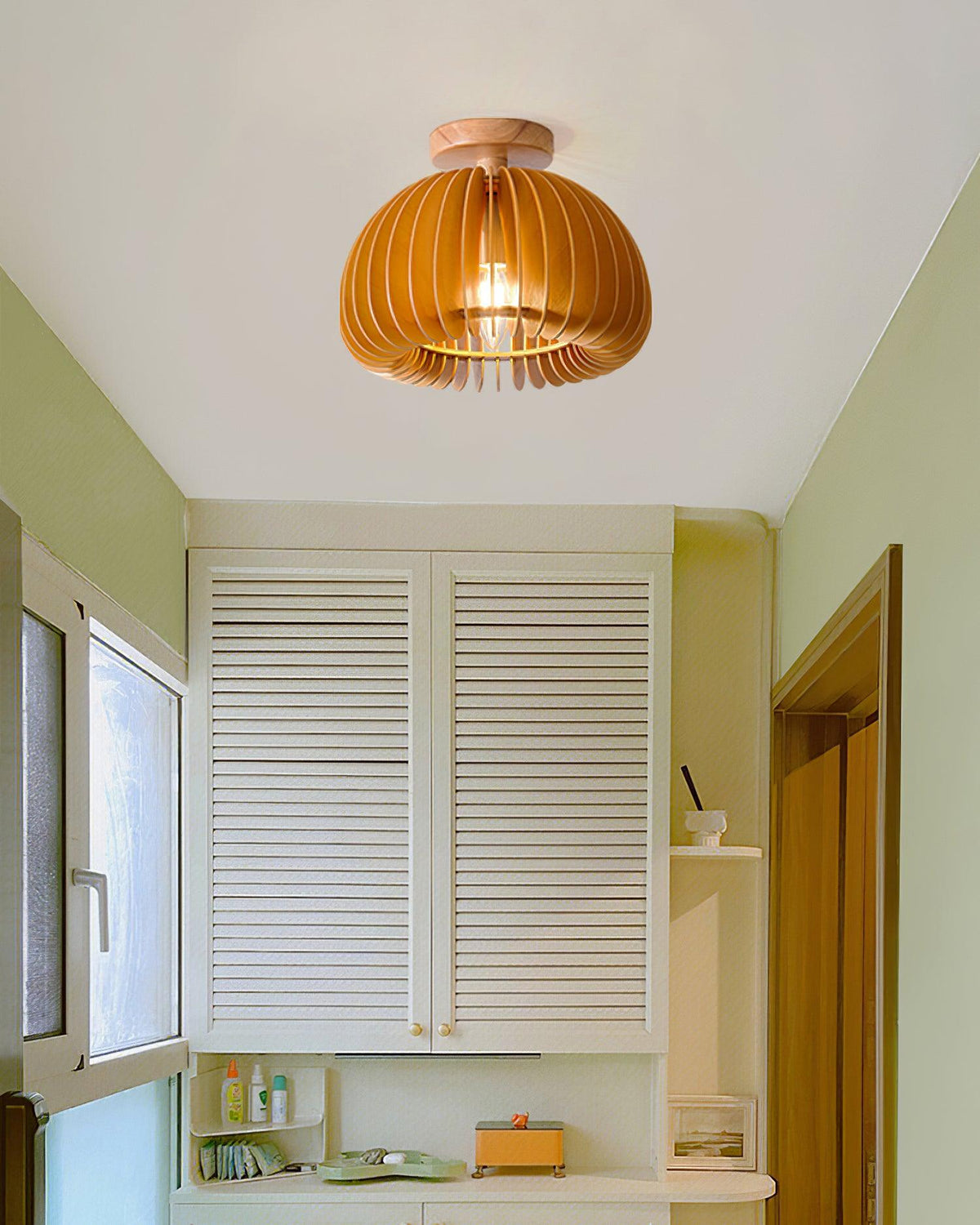 Lampada da soffitto a forma di zucca con rosone e paralume di basswood naturale | Relic Pieces
