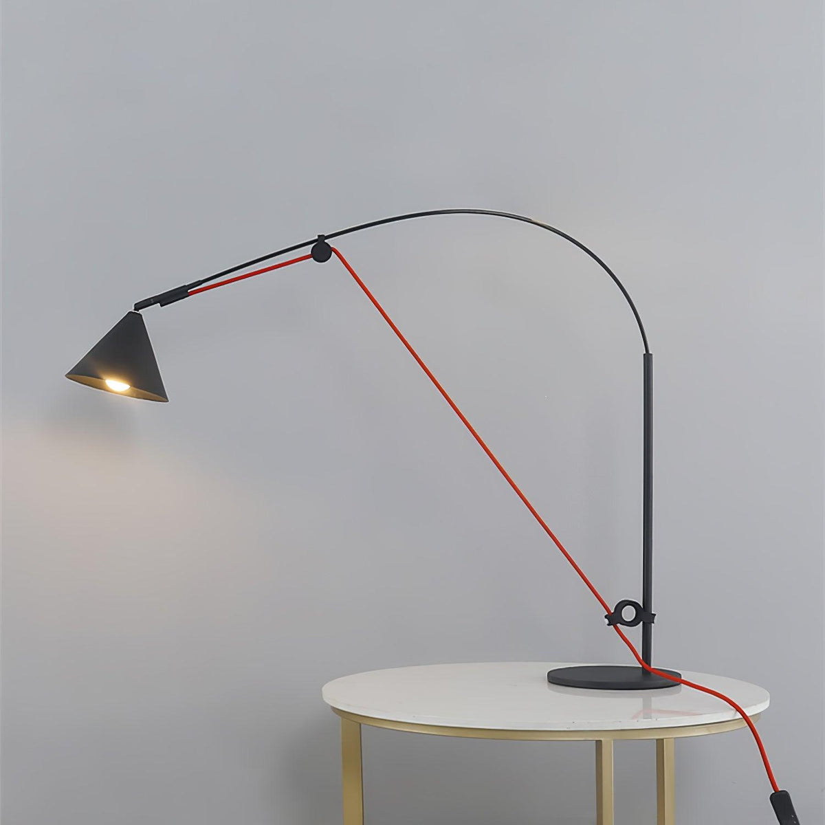Caleielle lampada da tavolo minimalista