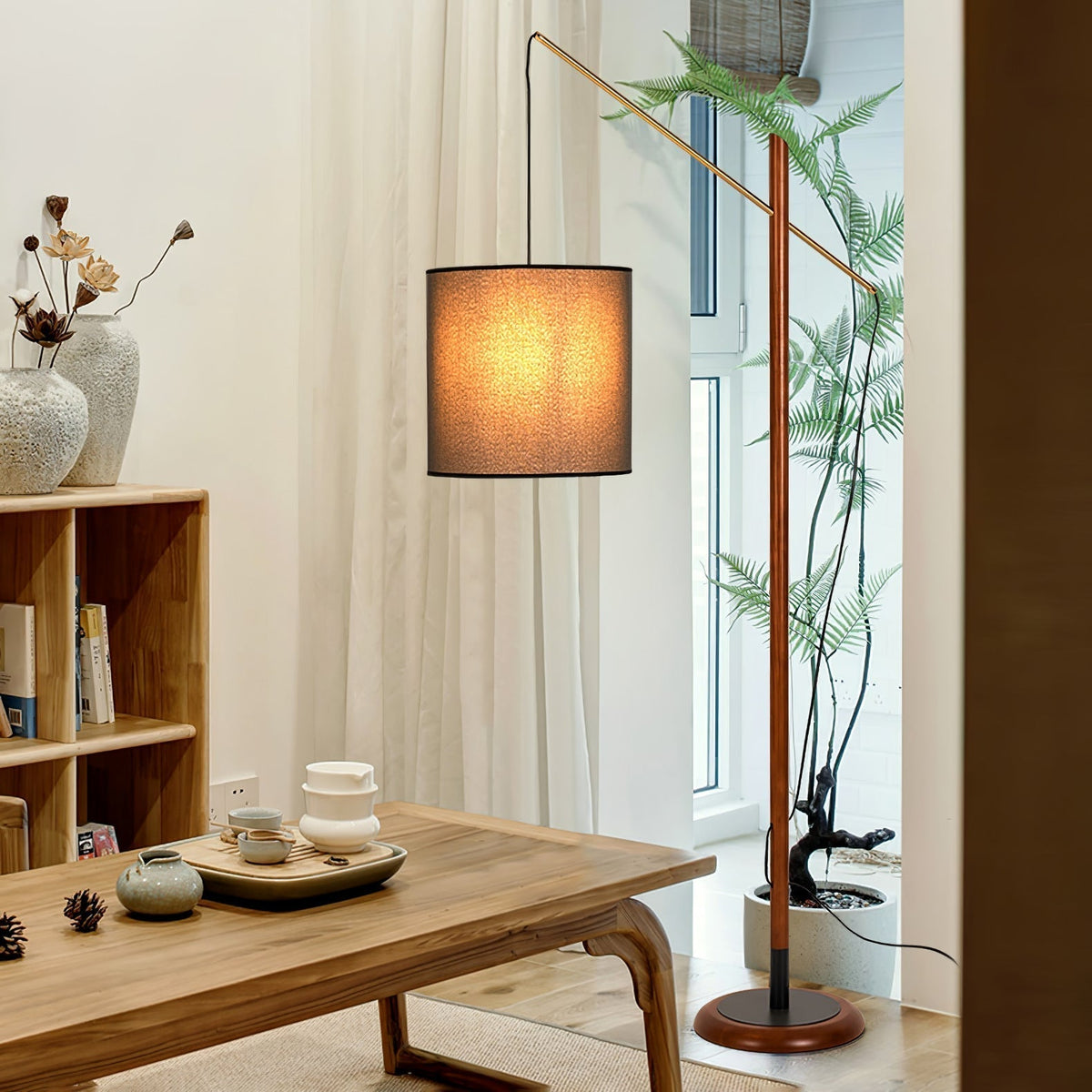 Nyvariol lampada da terra minimalista in legno