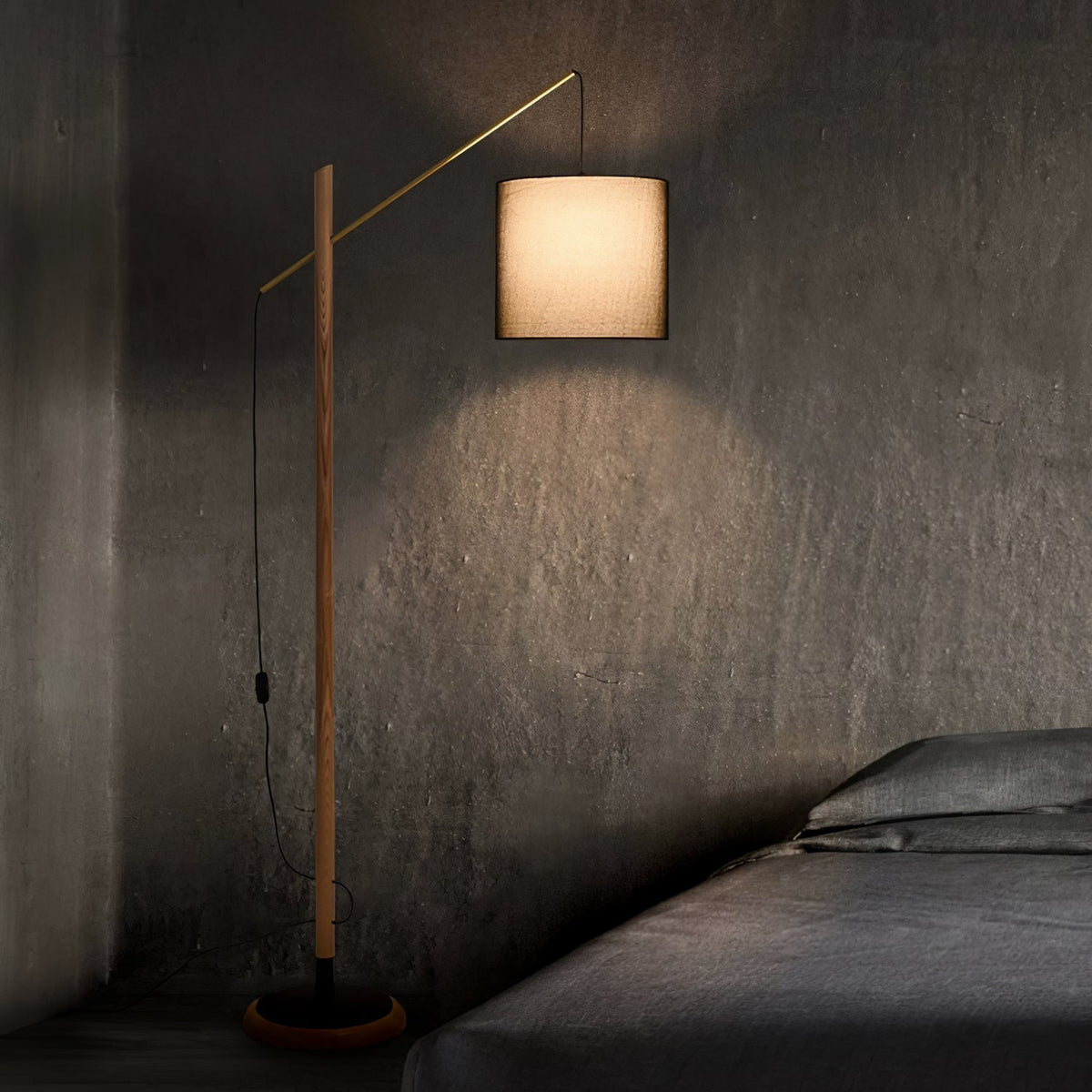 Nyvariol lampada da terra minimalista in legno