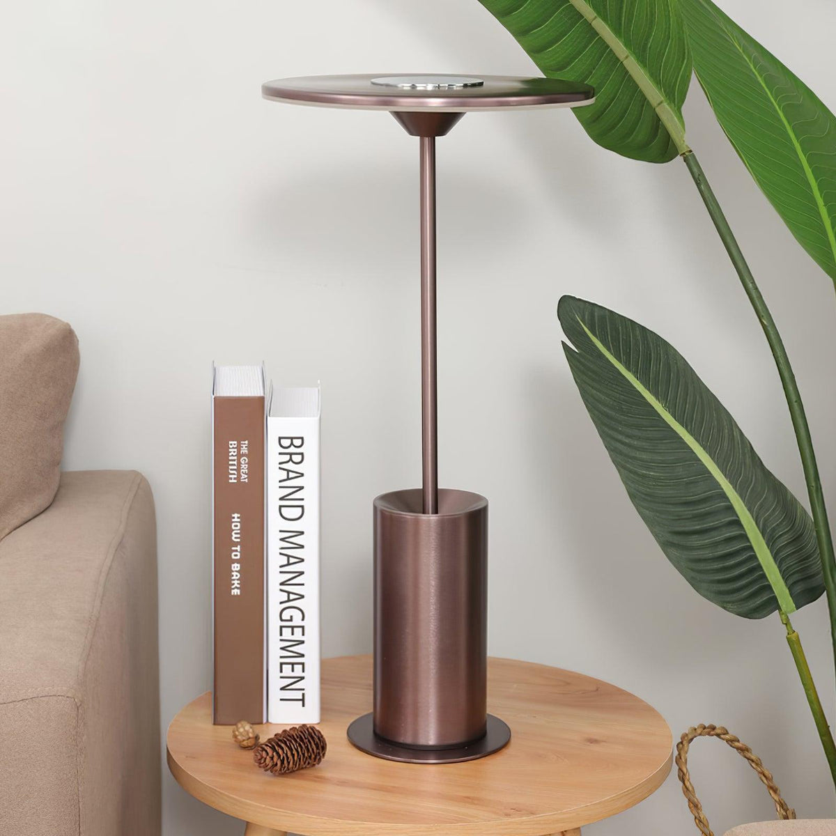 Feralielle Steel lampada da tavolo minimalista