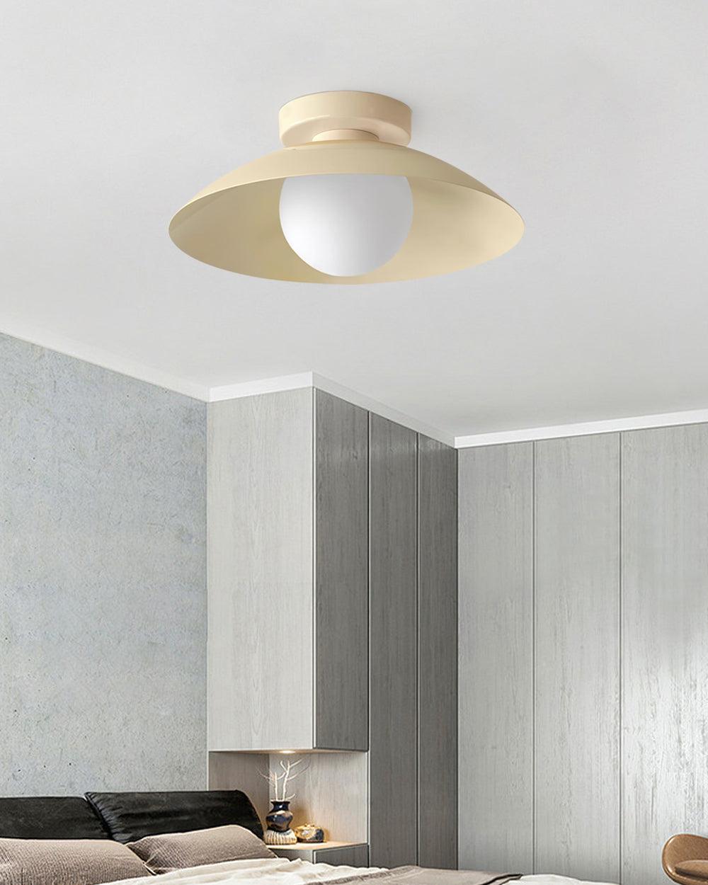 Lampada da soffitto in rosone metallico e vetro con opzioni di colore | Relic Pieces in metallo