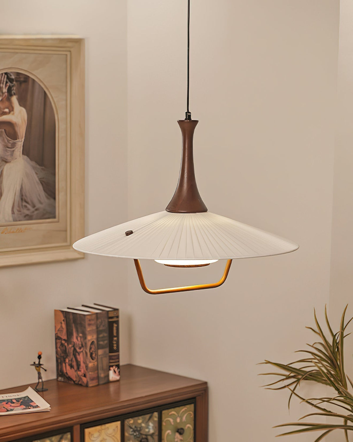 Vionne lampada a sospensione in legno e bianco stile di metà secolo