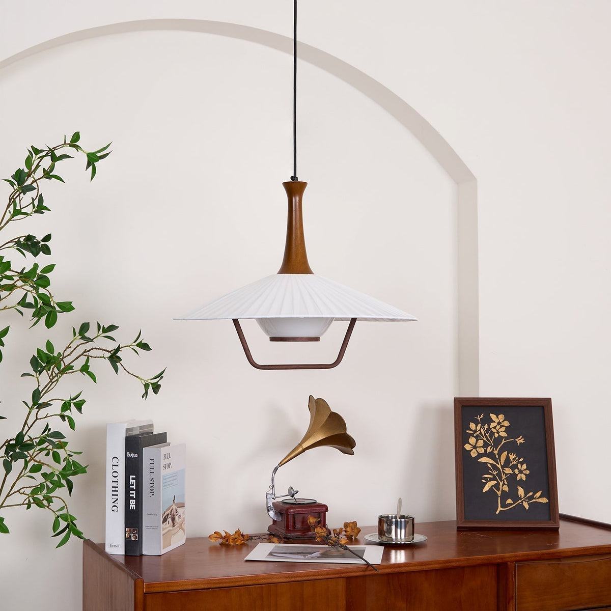 Vionne lampada a sospensione in legno e bianco stile di metà secolo