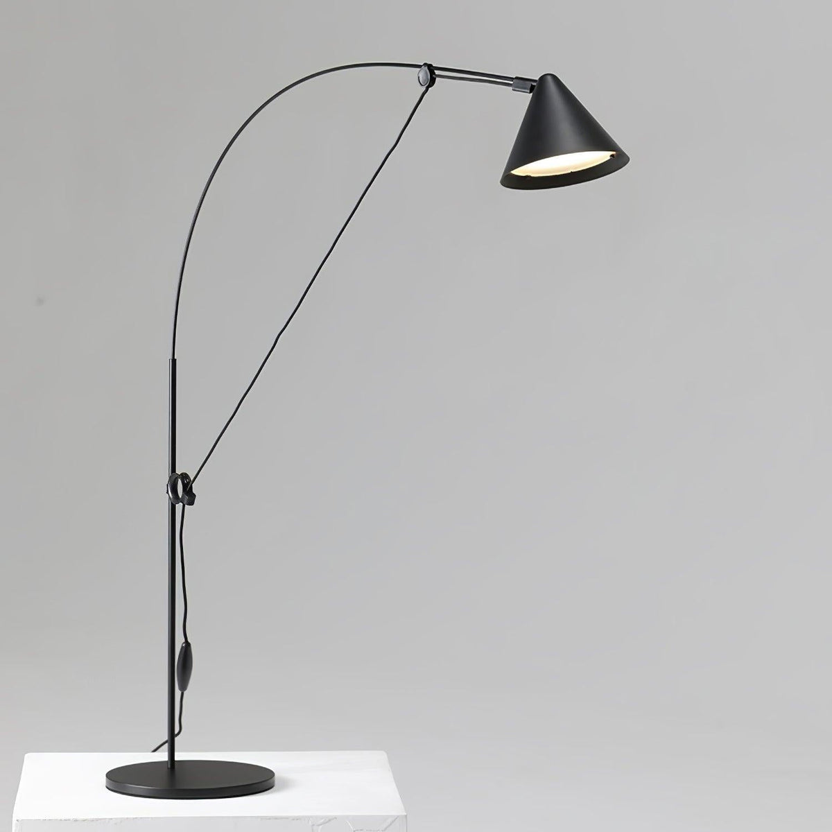 Caleielle lampada da tavolo minimalista
