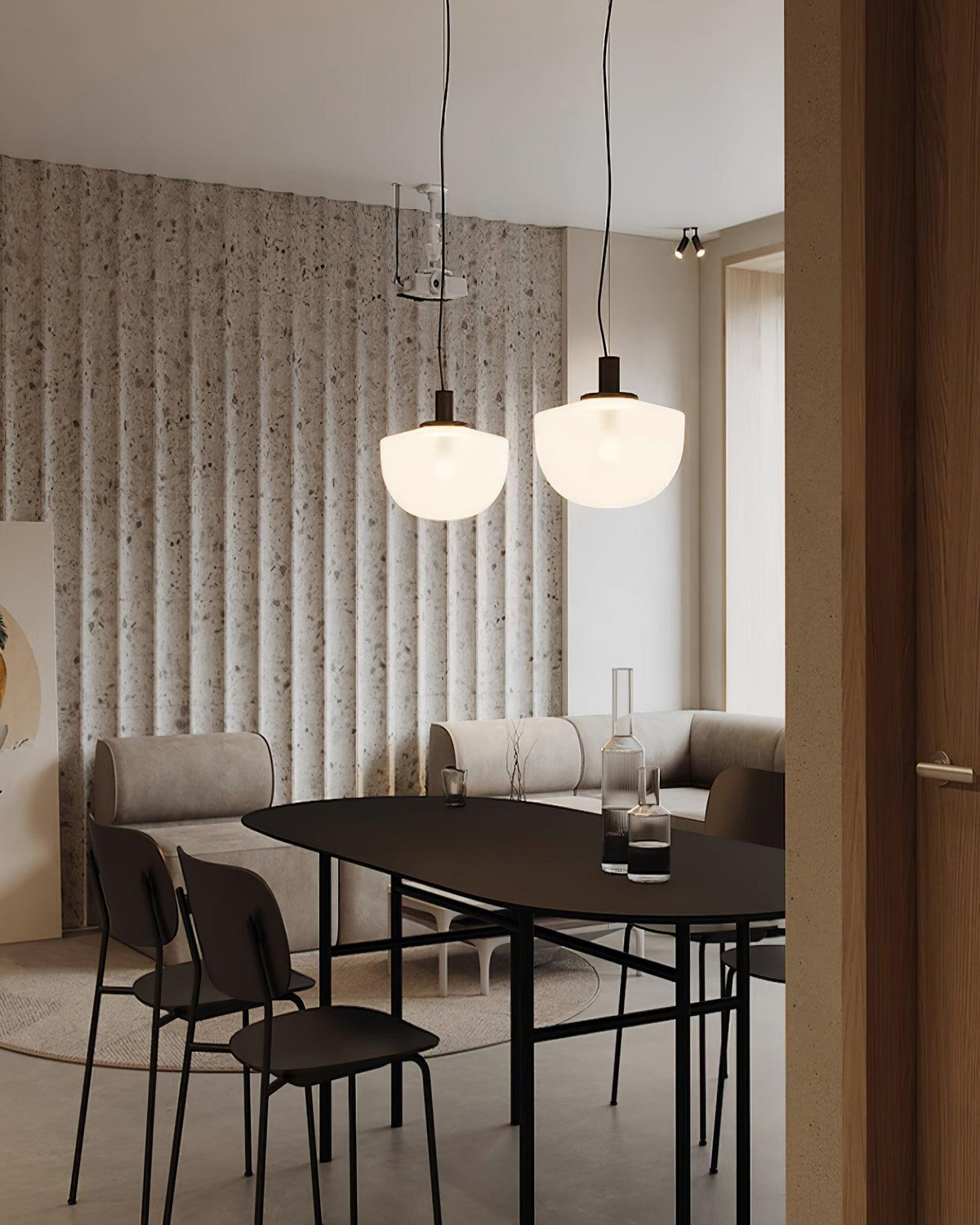 Lampada a sospensione in vetro, rosone metallico, design minimalista in metallo