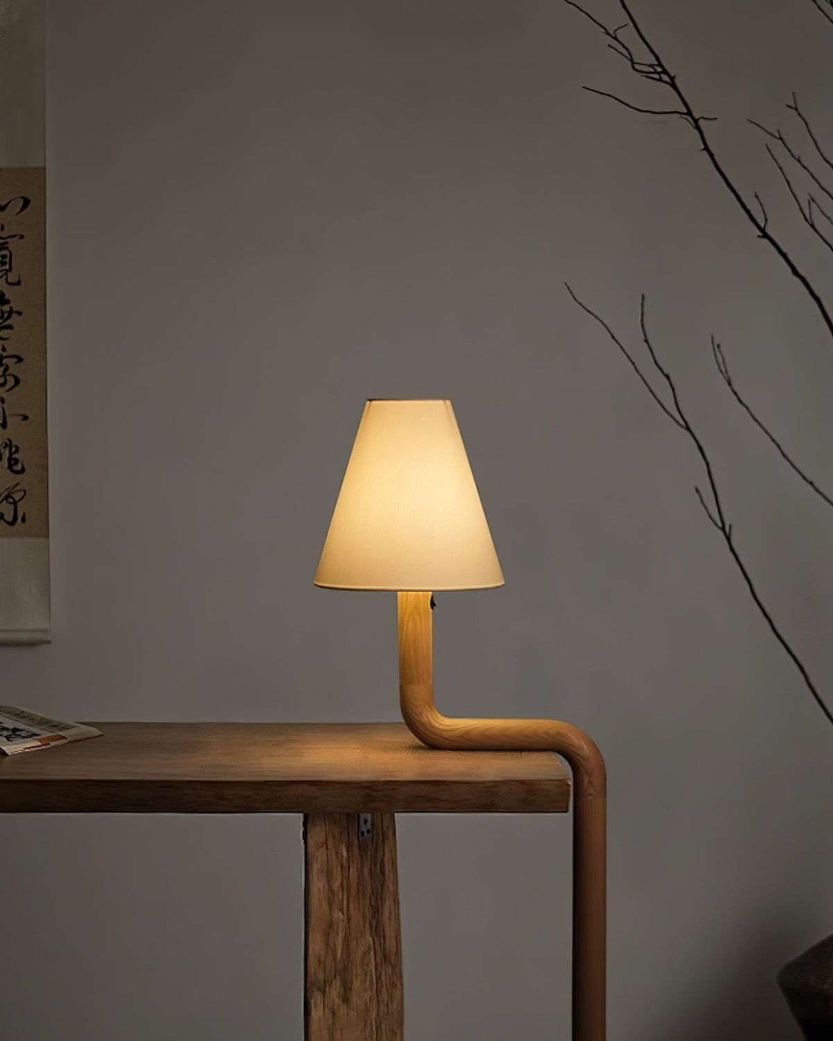 Syleielle lampada da tavolo in legno Curvo