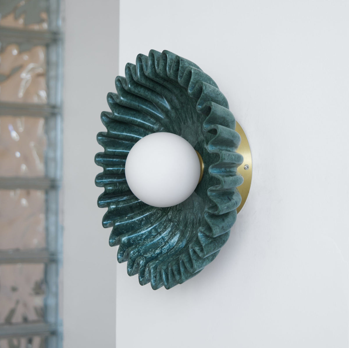 Avenisielle applique