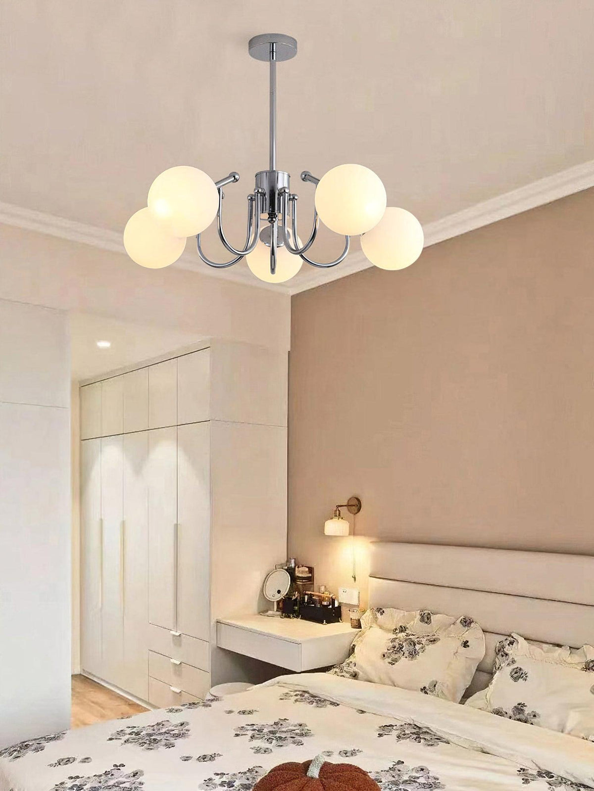 Tave lampadario sfera cromo moderno