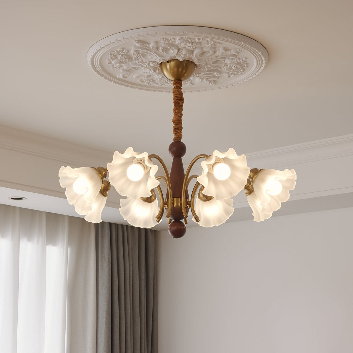 Ilvinan lampadario Eleganza Tradizionale in legno e vetro