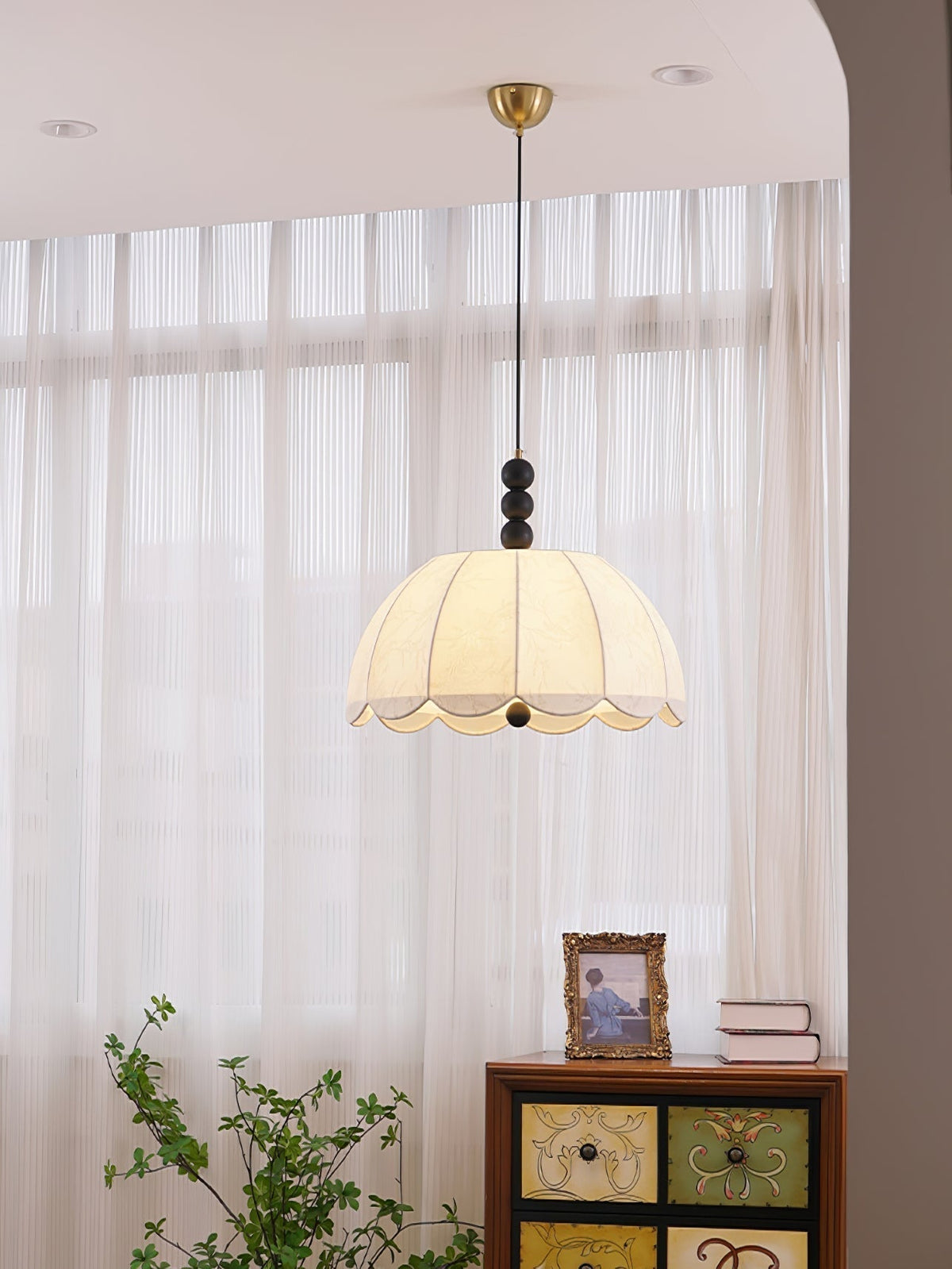 Syphaen lampada a sospensione in legno con fiore in tessuto