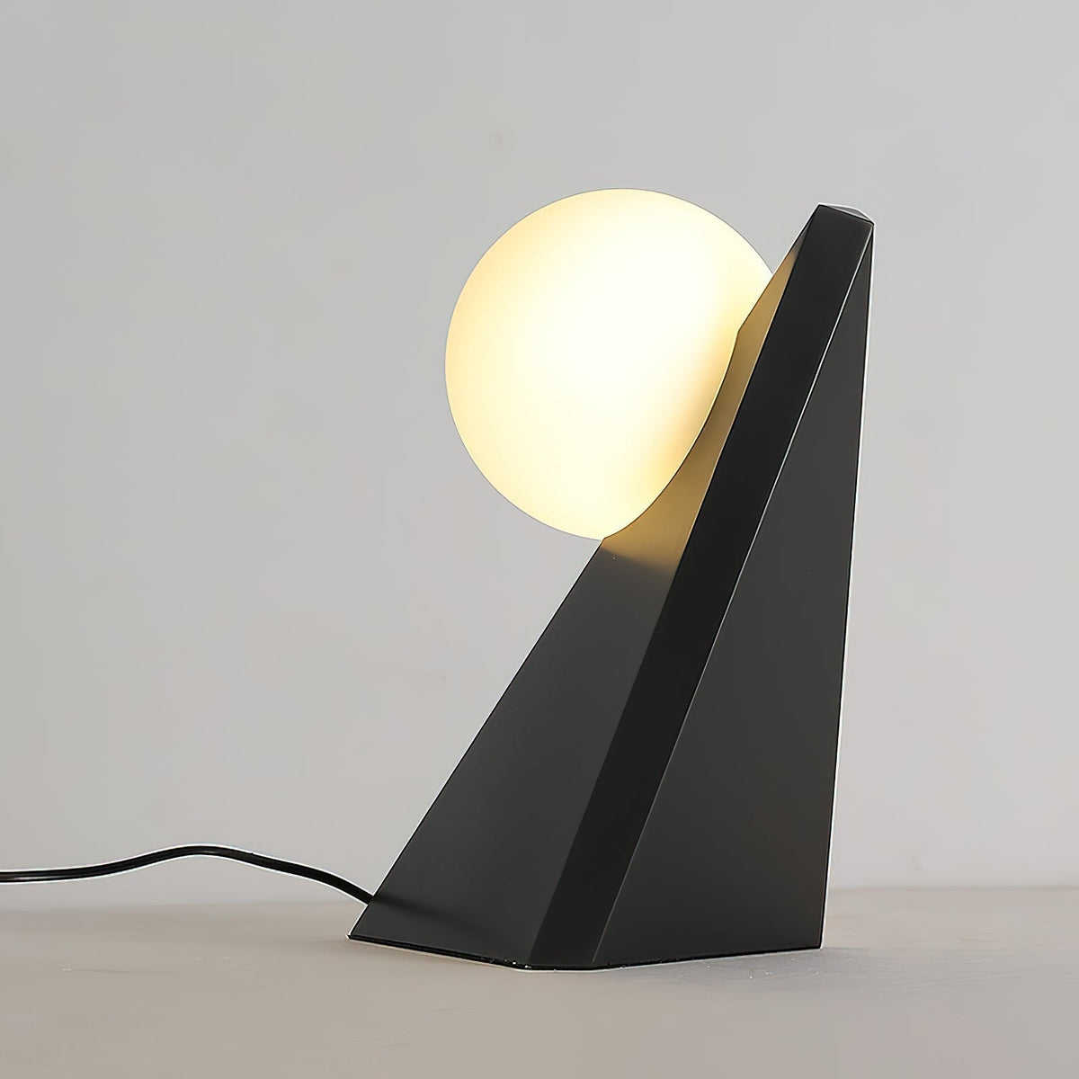 Liorarella lampada da tavolo