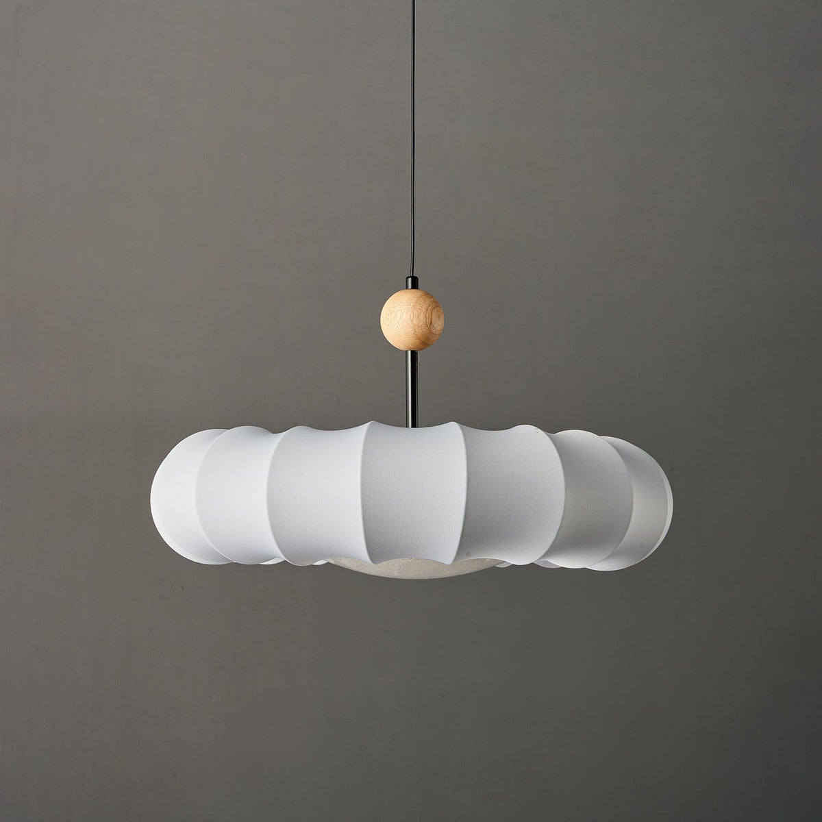 Syliselia lampada a sospensione minimalista in legno