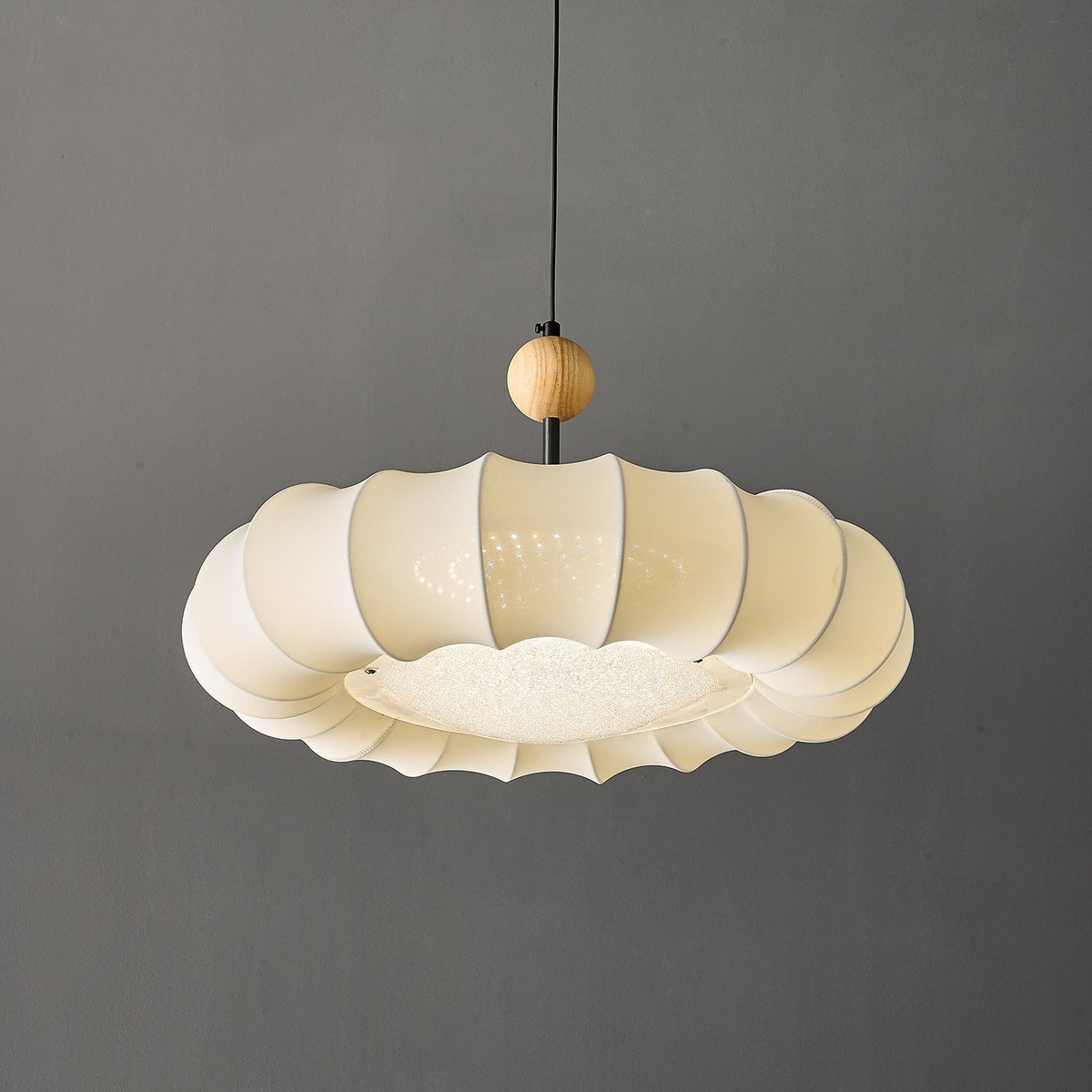 Syliselia lampada a sospensione minimalista in legno