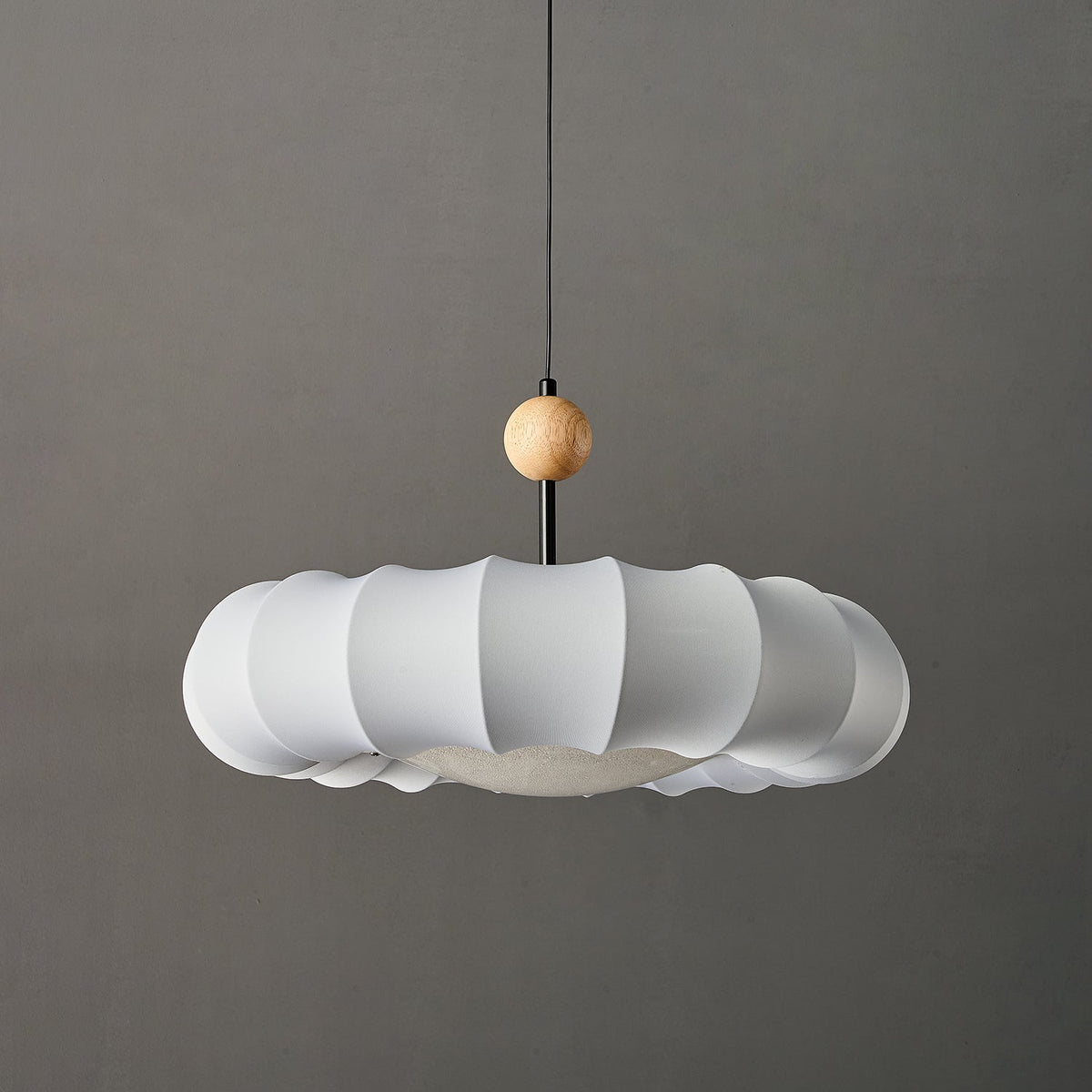Syliselia lampada a sospensione minimalista in legno