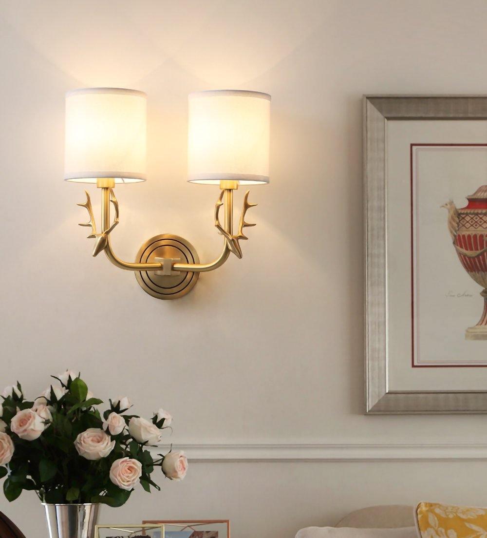 Auriviella Elegance lampada da parete a testa di cervo in ottone