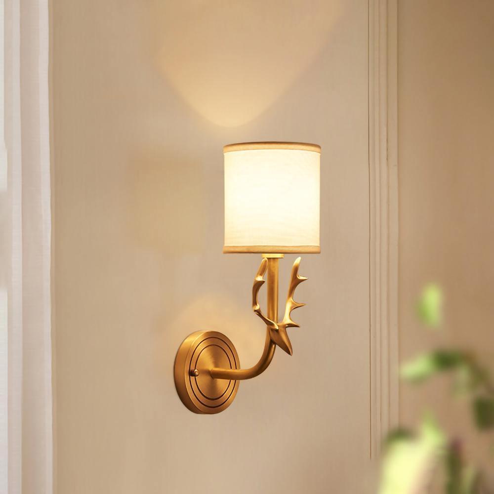 Auriviella Elegance lampada da parete a testa di cervo in ottone