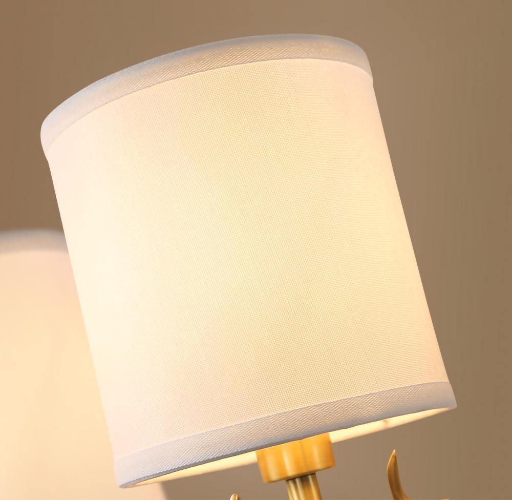 Auriviella Elegance lampada da parete a testa di cervo in ottone