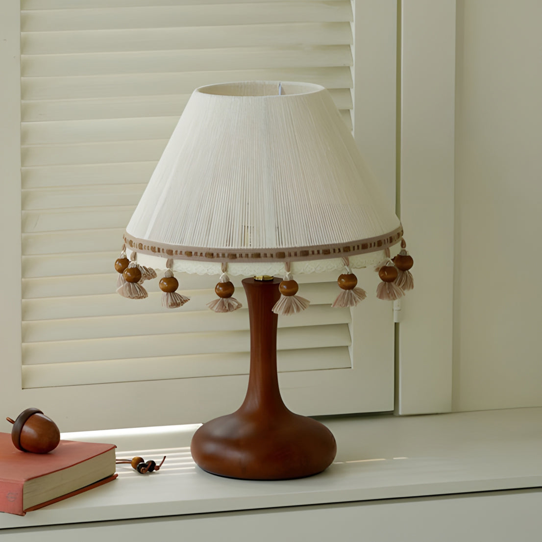 Tassle lampada da tavolo