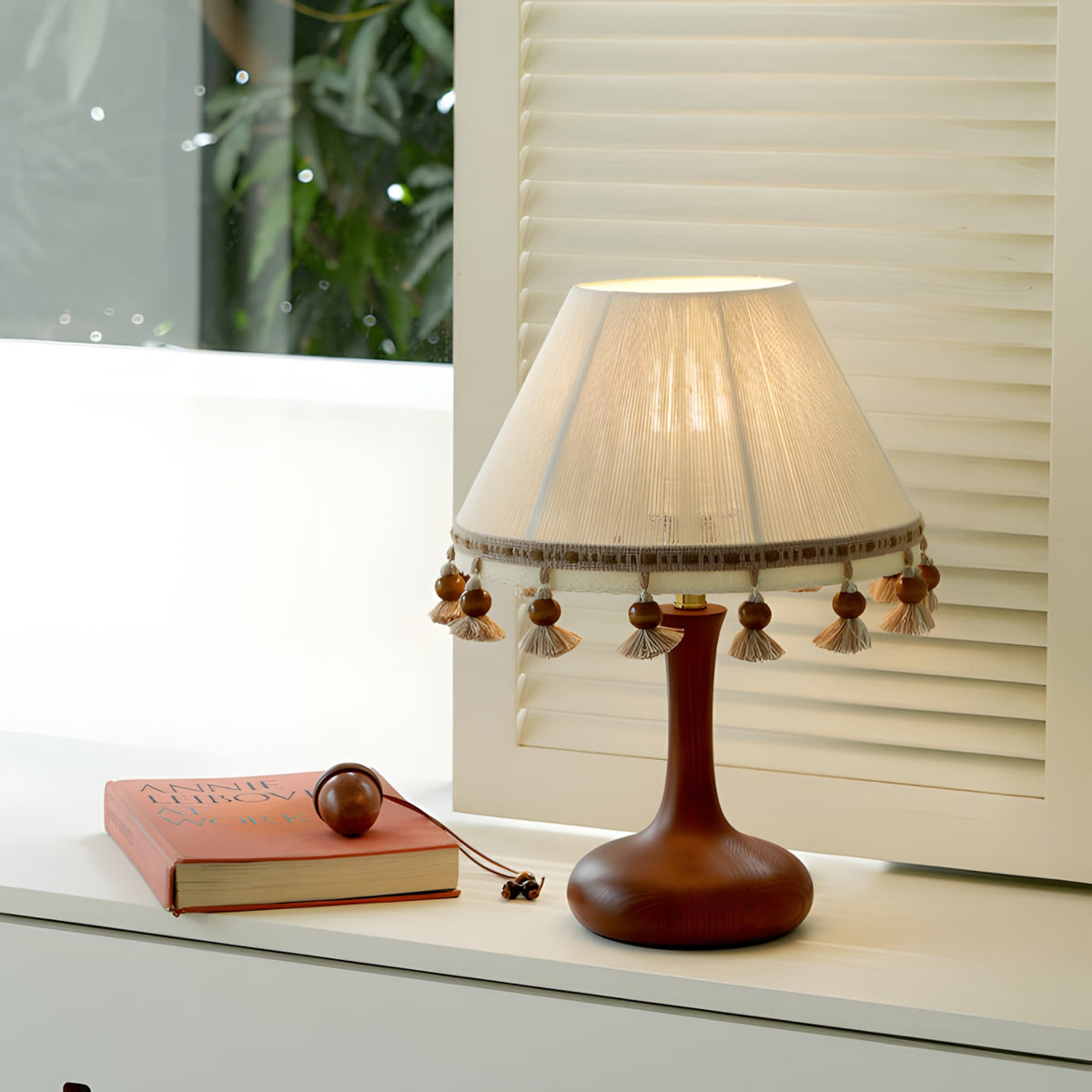 Tassle lampada da tavolo