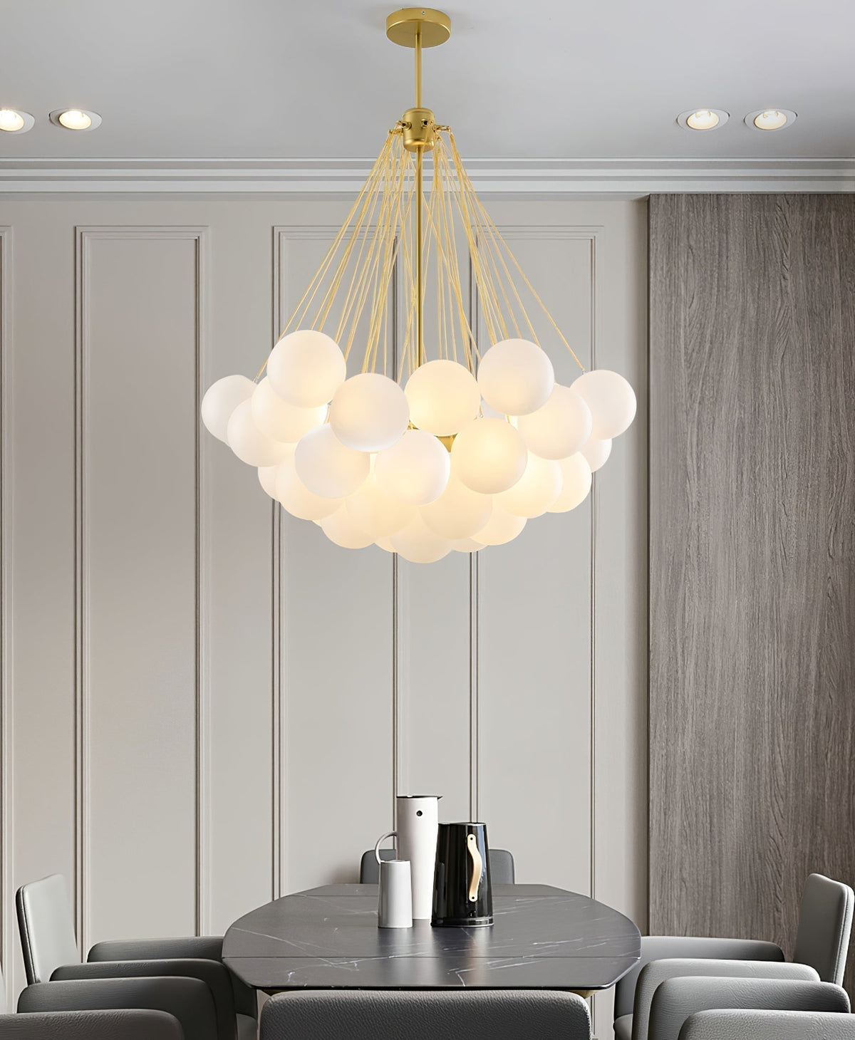 Lustra Lux Lampadario con Bolle in Vetro Satinato - Relic Pieces