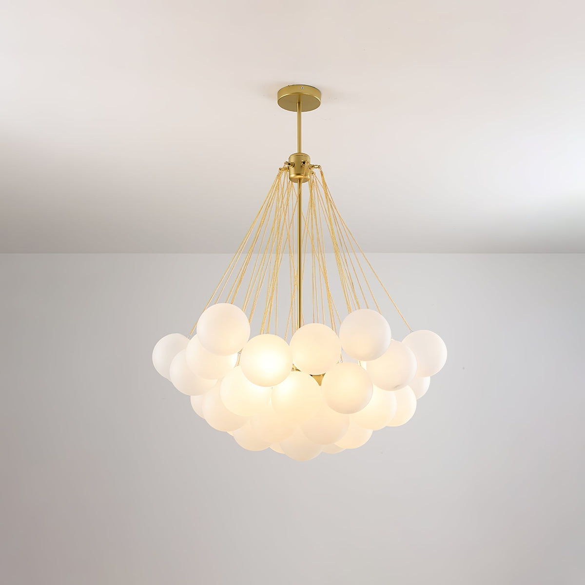 Lustra Lux Lampadario con Bolle in Vetro Satinato - Relic Pieces