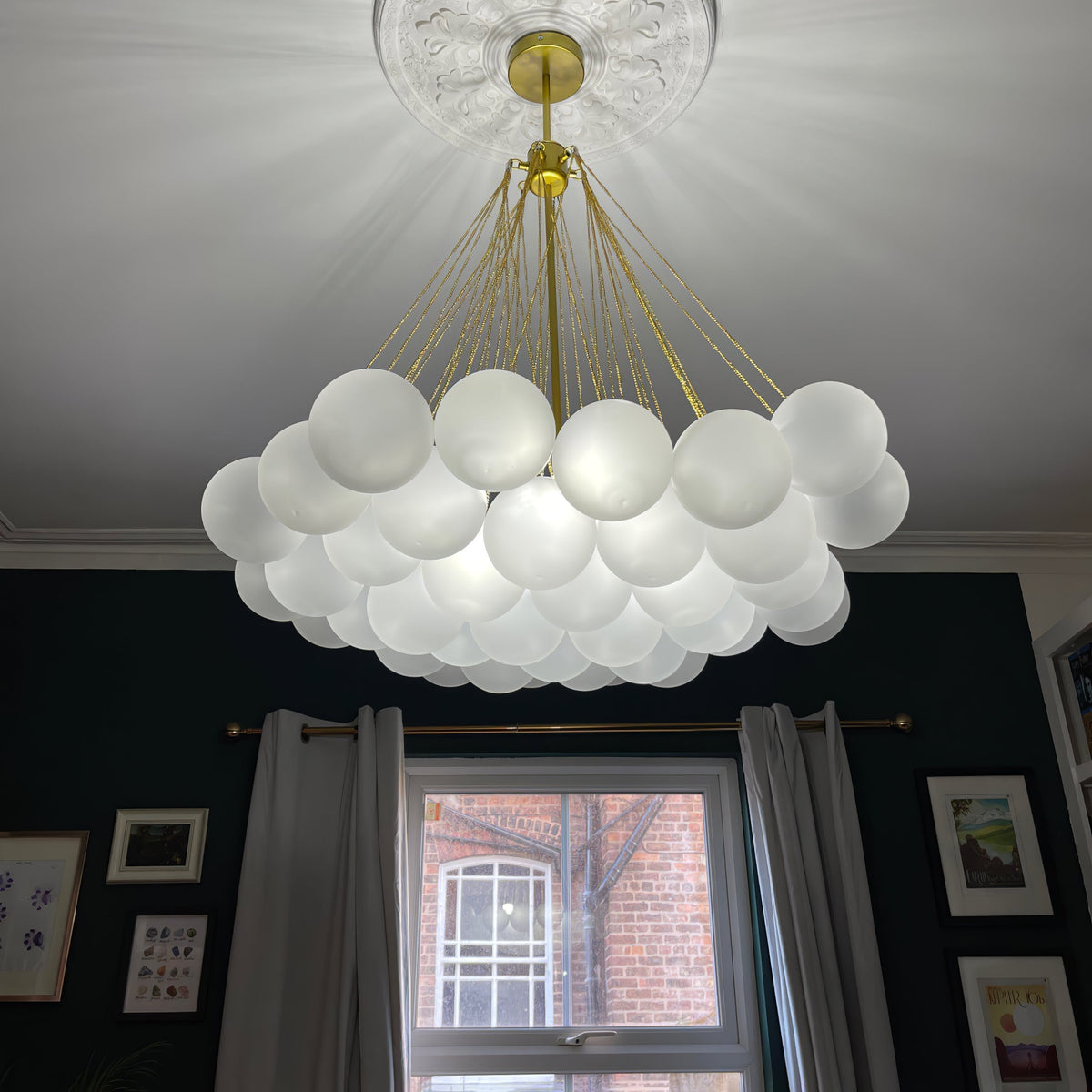 Lustra Lux Lampadario con Bolle in Vetro Satinato - Relic Pieces