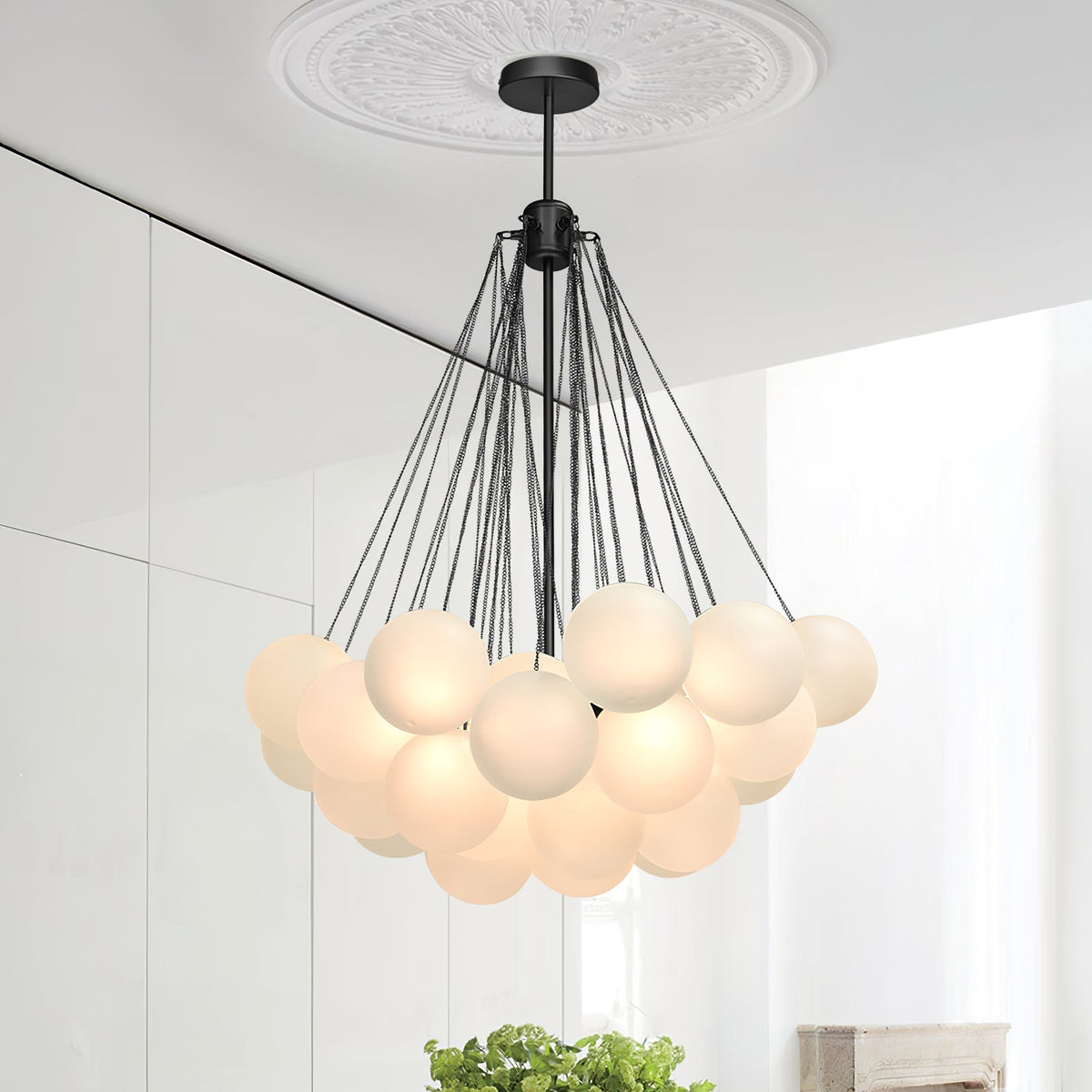 Lustra Lux Lampadario con Bolle in Vetro Satinato - Relic Pieces