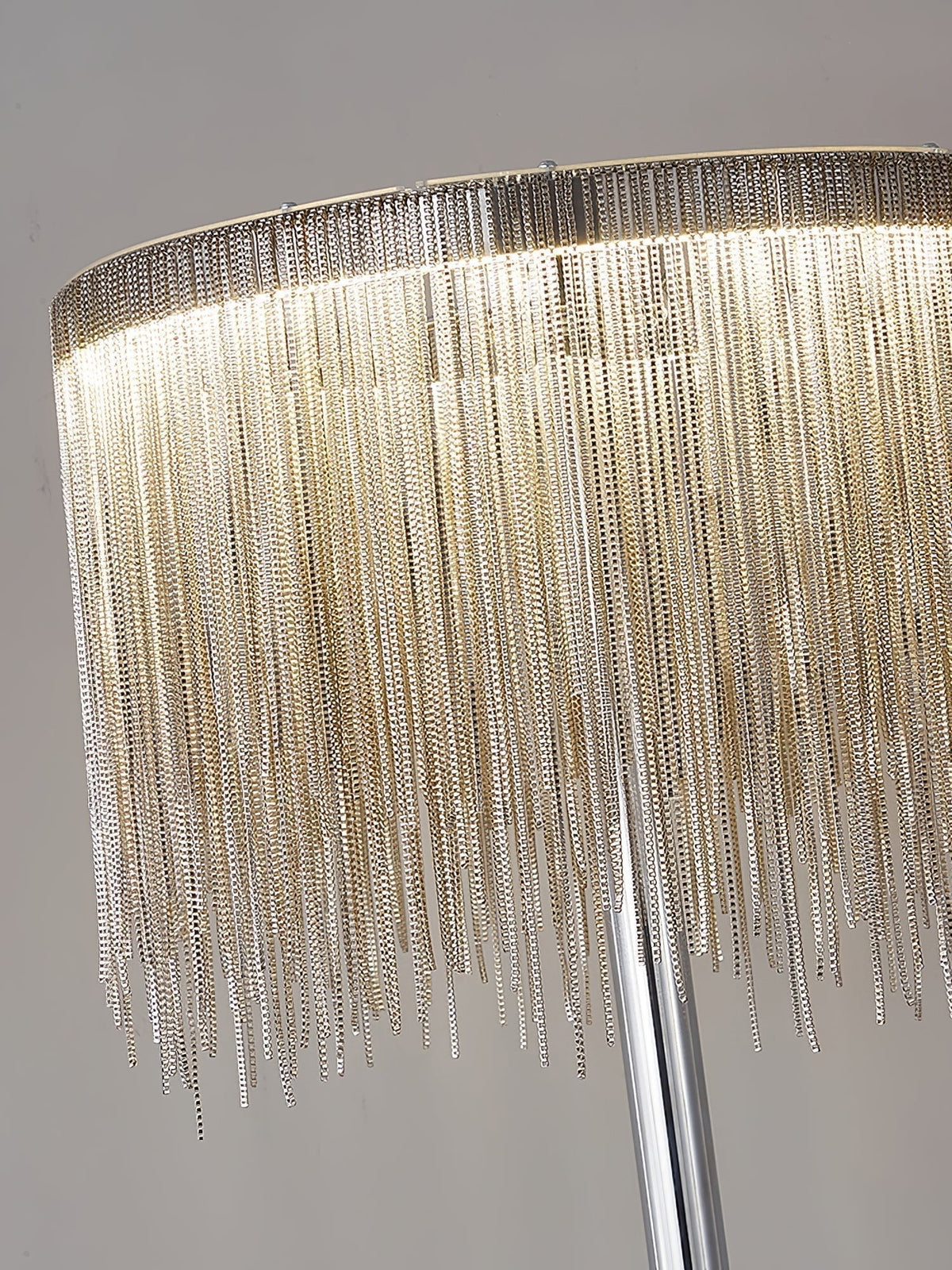 Fringe lampada da terra Catena Tasselli