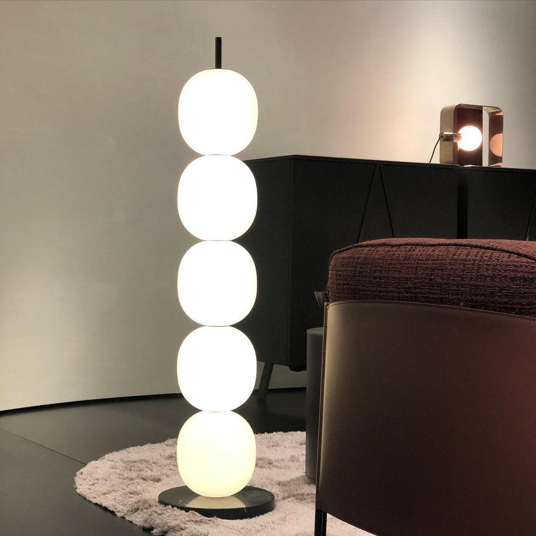 Ceni lampada da terra minimalista in marmo