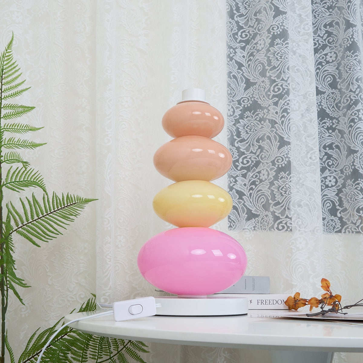 Nimbx lampada da tavolo in marmo artistico