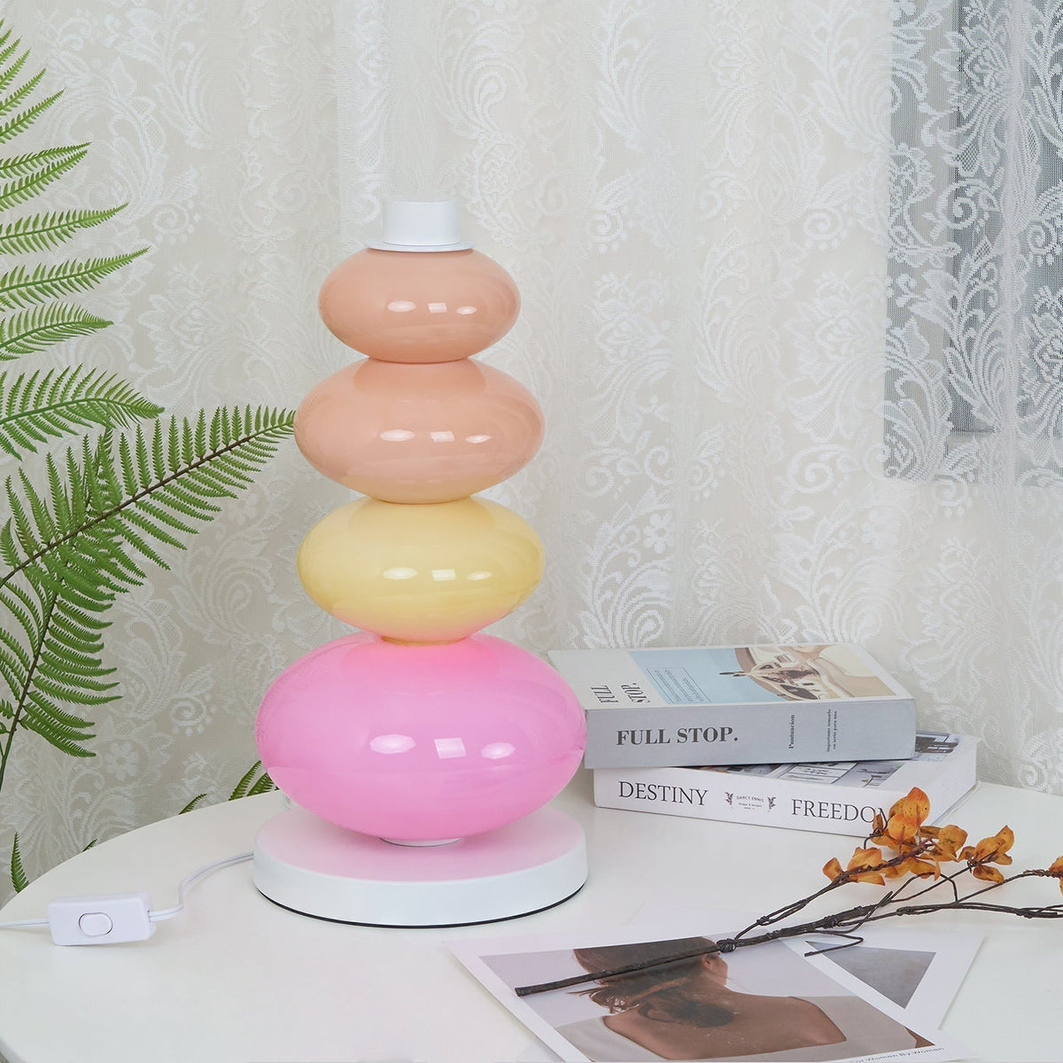 Nimbx lampada da tavolo in marmo artistico