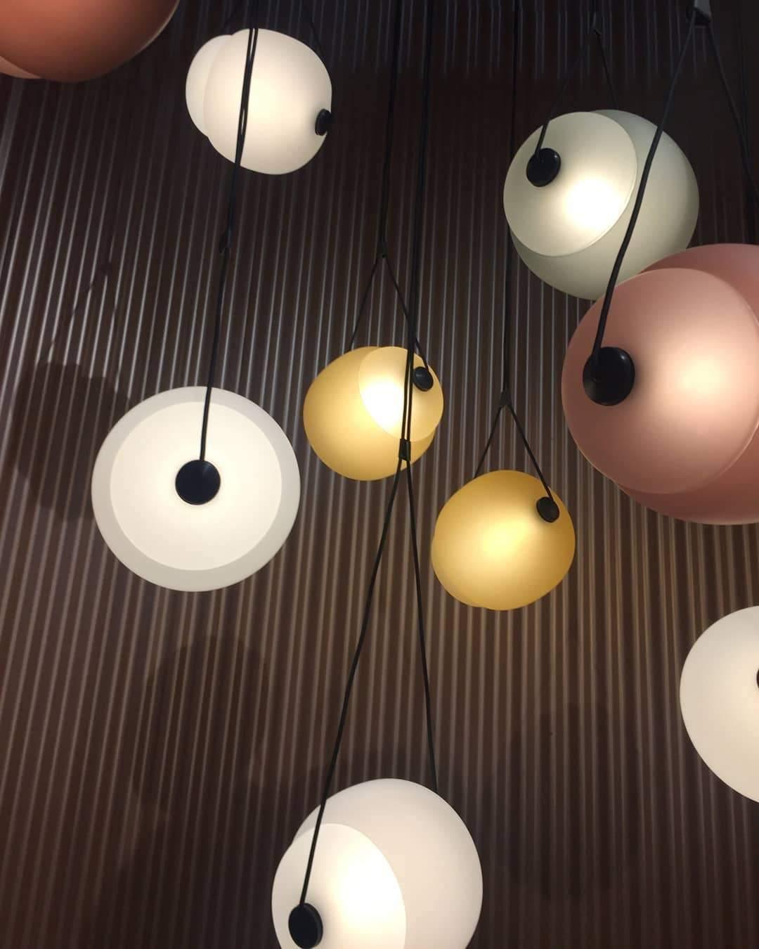 Ovexa lampada a sospensione contemporanea in vetro