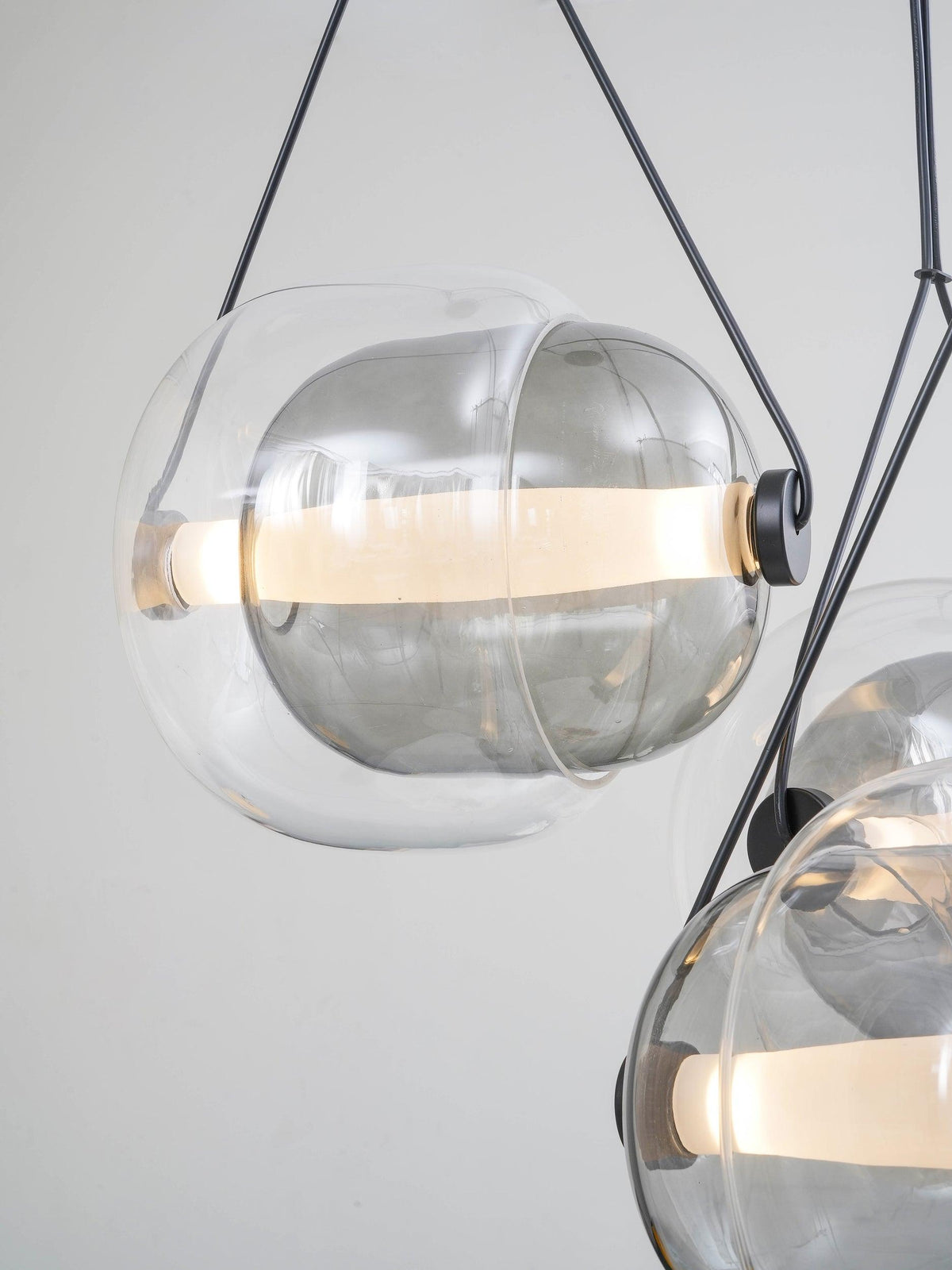 Ovexa lampada a sospensione contemporanea in vetro