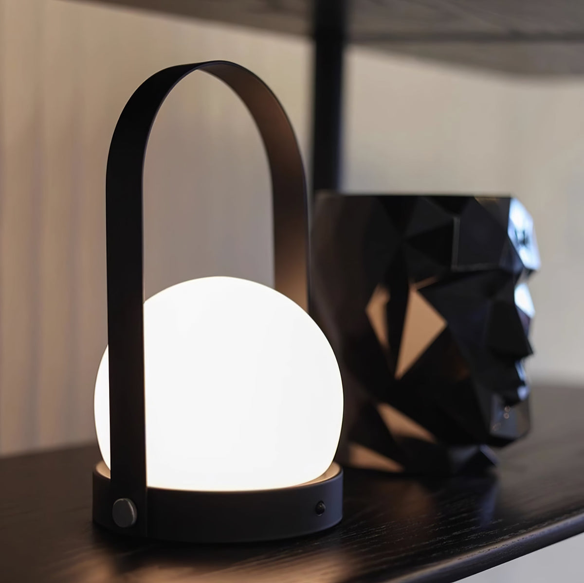 Zenon lampada da tavolo in vetro minimalista