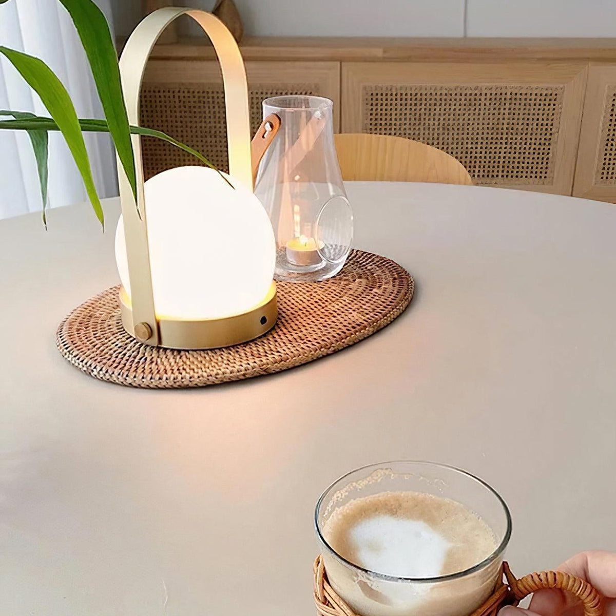 Zenon lampada da tavolo in vetro minimalista