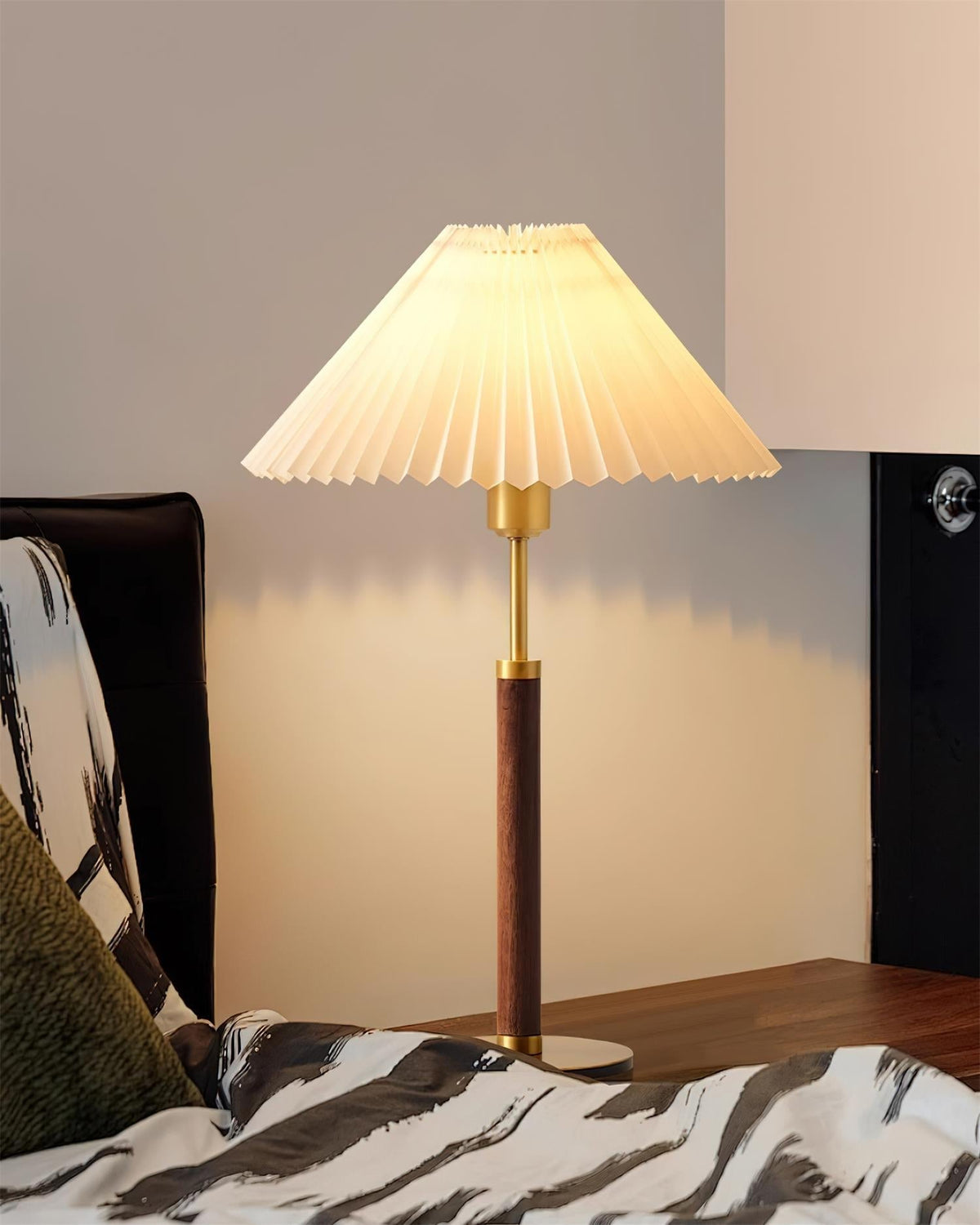Viraorina lampada da tavolo