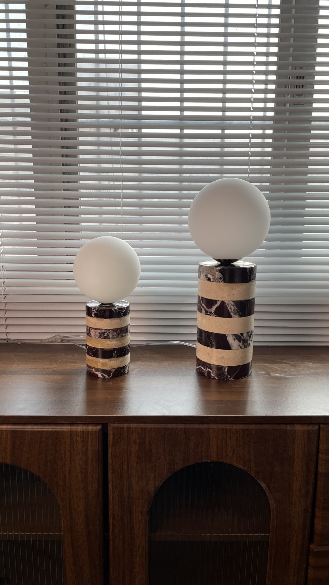 Charade lampada da tavolo in marmo